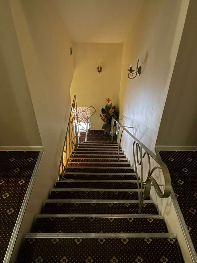 Гостиница Чёрная жемчужина Смоленск-6